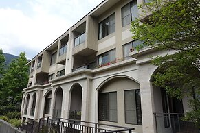 Tai Yi Red Maple Resort