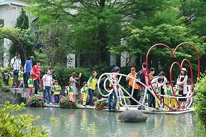 Tai Yi Red Maple Resort