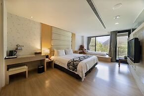 Tai Yi Red Maple Resort