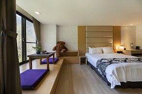 Tai Yi Red Maple Resort