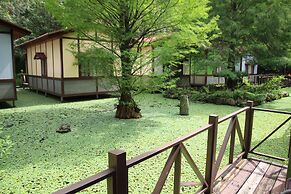 Tai Yi Red Maple Resort