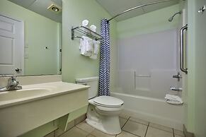 Palmetto Beachfront Hotel, a By the Sea Resort
