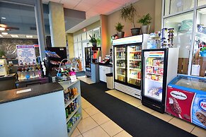 Palmetto Beachfront Hotel, a By the Sea Resort