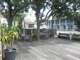 Quails Nest Inn and Suites