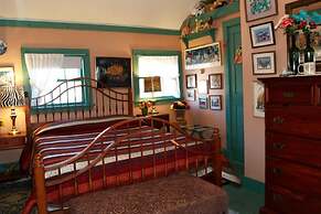 Simmons Homestead Inn