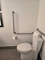 Country Inn & Suites by Radisson, Belleville, ON