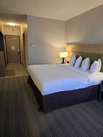 Country Inn & Suites by Radisson, Belleville, ON