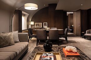 The Knickerbocker Hotel