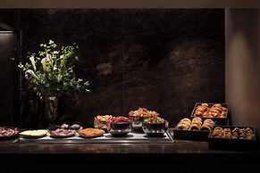 The Knickerbocker Hotel