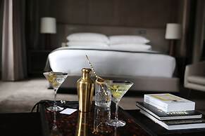 The Knickerbocker Hotel