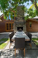 Wanaka Homestead Lodge & Cottages
