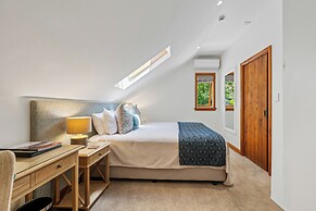 Wanaka Homestead Lodge & Cottages