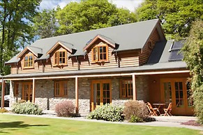 Wanaka Homestead Lodge & Cottages