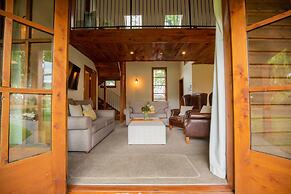 Wanaka Homestead Lodge & Cottages