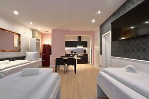 Hevals Grand Schöneberg