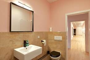 Hevals Grand Schöneberg