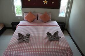 Bee Orchid Pool Villa