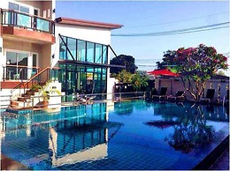 Bee Orchid Pool Villa