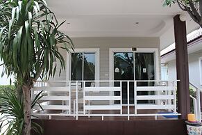 Bee Orchid Pool Villa