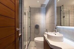 The Botanic Service Room