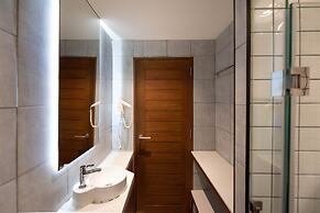 The Botanic Service Room