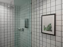 The Botanic Service Room