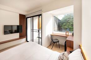 The Botanic Service Room