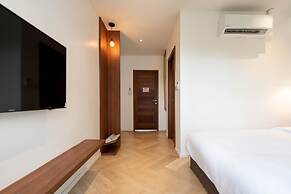 The Botanic Service Room