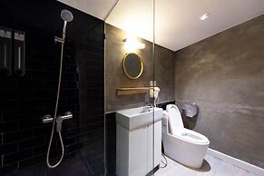 The Botanic Service Room