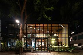 The Botanic Service Room