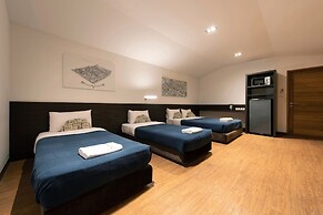 The Botanic Service Room