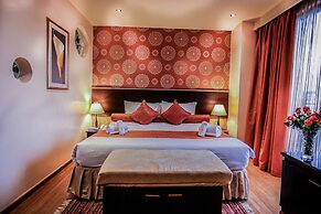 The Monarch Hotel