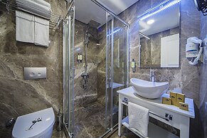 Ada Karakoy Hotel - Special Class