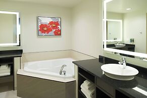 The Davenport Grand, Autograph Collection