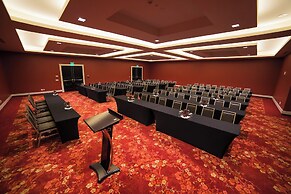 The Davenport Grand, Autograph Collection