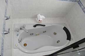 Hotel Arcos del Parque