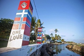 Anchorage Yacht Club Hotel