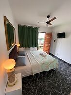 Pousada Ferradura Beach