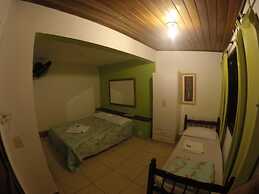 Pousada Ferradura Beach