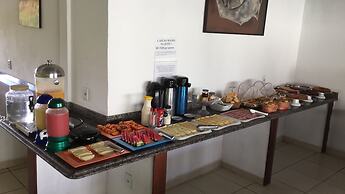 Pousada Ferradura Beach