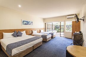 Nightcap at High Flyer Hotel