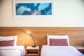 Nightcap at High Flyer Hotel