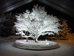 Sun Members Hirugano