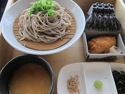 Sun Members Hirugano