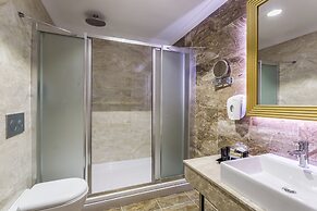 Mary Palace Resort & Spa