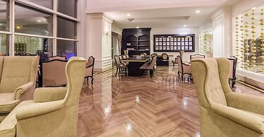 Mary Palace Resort & Spa