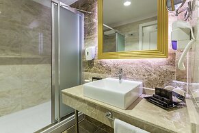 Mary Palace Resort & Spa