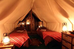 Quatermain's 1920's Safari Camp - Amakhala Game Reserve