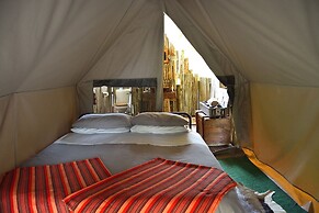 Quatermain's 1920's Safari Camp - Amakhala Game Reserve