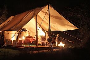 Quatermain's 1920's Safari Camp - Amakhala Game Reserve